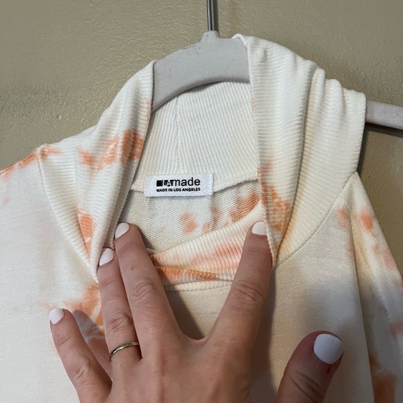 Evereve LA Made Essec Tie Dye Off The Shoulder Mock Neck Top - Picture 4 of 6